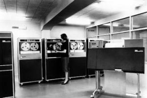 Instalación de IBM 1401 en Galerías Preciados (1962).-